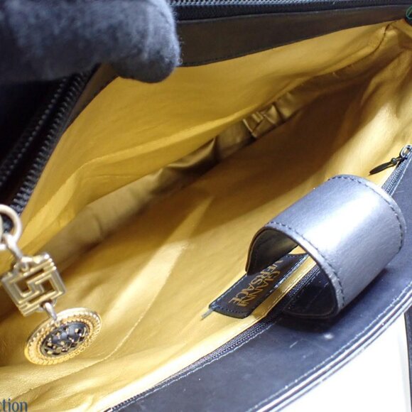 Gianni Versace Leopard Print PVC and Leather Tote Bag - Picture 10 of 10